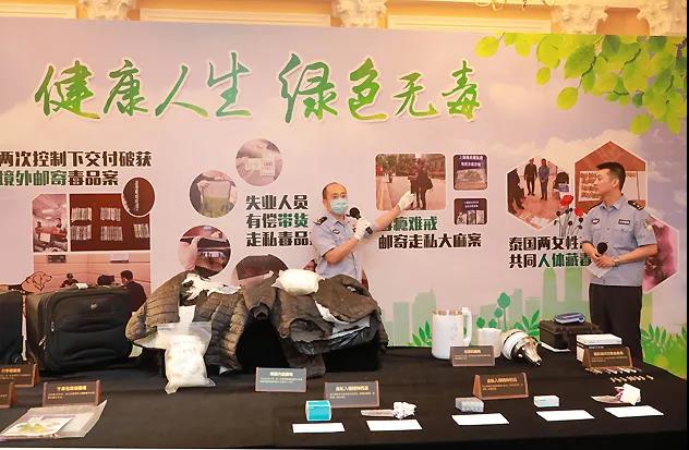 鋰<a href='http://m.2-china.com' title='電池運(yùn)輸' >電池運(yùn)輸</a>